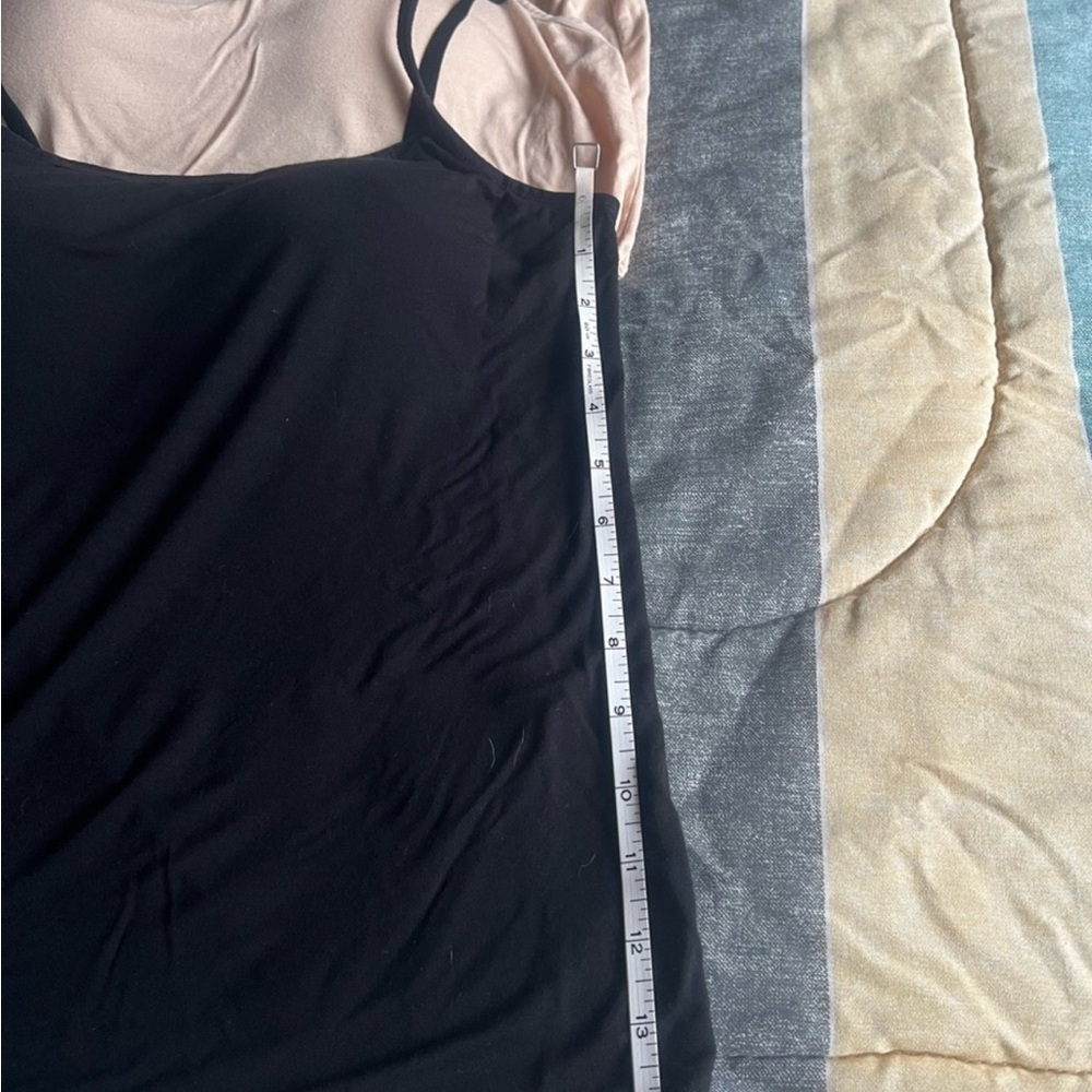 Bra Camisole Tops 4 pcs EUC - Picture 4 of 4
